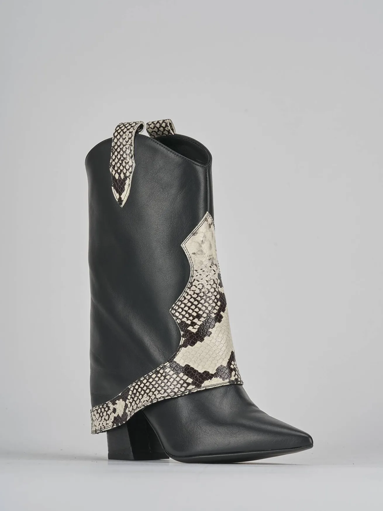 Stivaletti tacco 8cm pelle nero