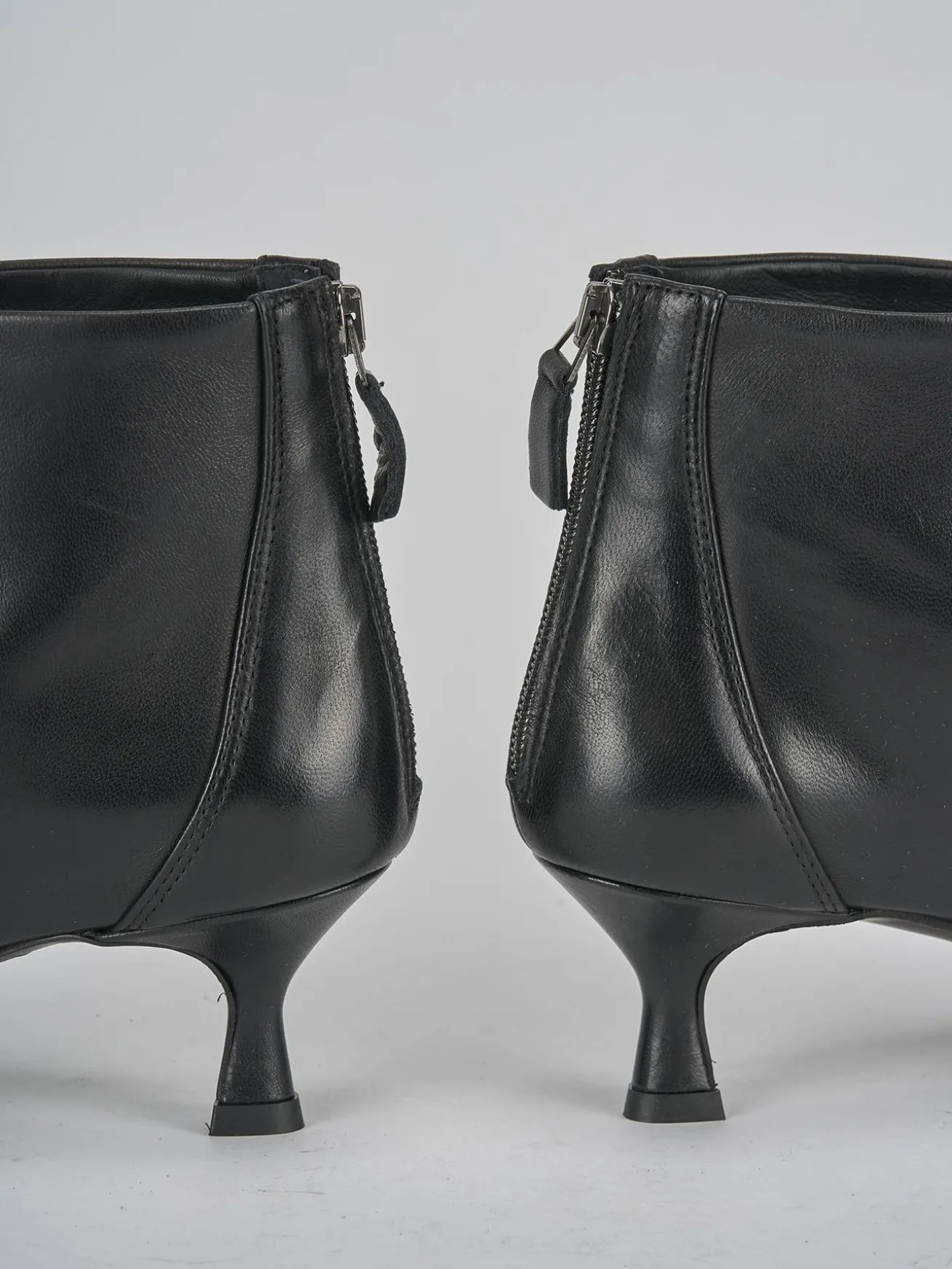 Stivaletti tacco 5cm pelle nero