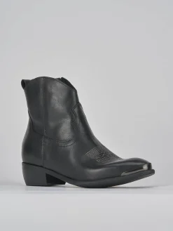 Stivaletti tacco 2cm pelle nero