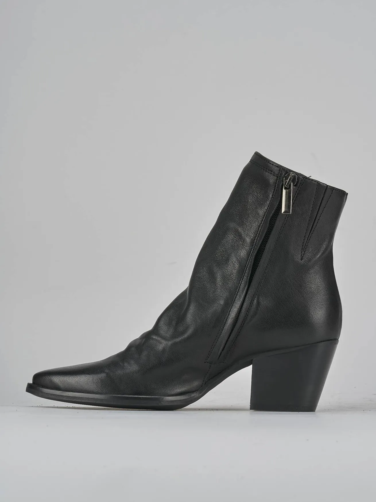 Stivaletti tacco 7cm pelle nero