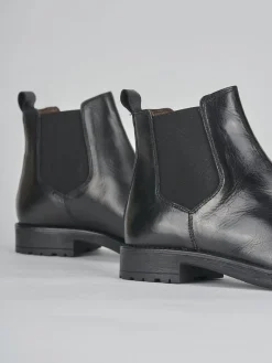 Stivaletti tacco 2cm pelle nero