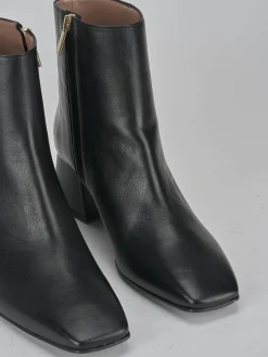 Stivaletti tacco 6cm pelle nero