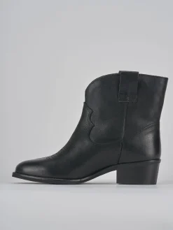 Stivaletti tacco 3cm pelle nero