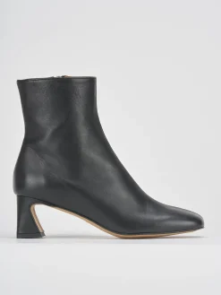 Stivaletti tacco 5cm pelle nero