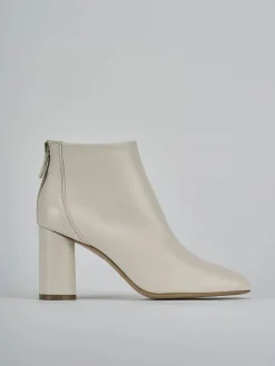 Stivaletti tacco 9cm pelle beige