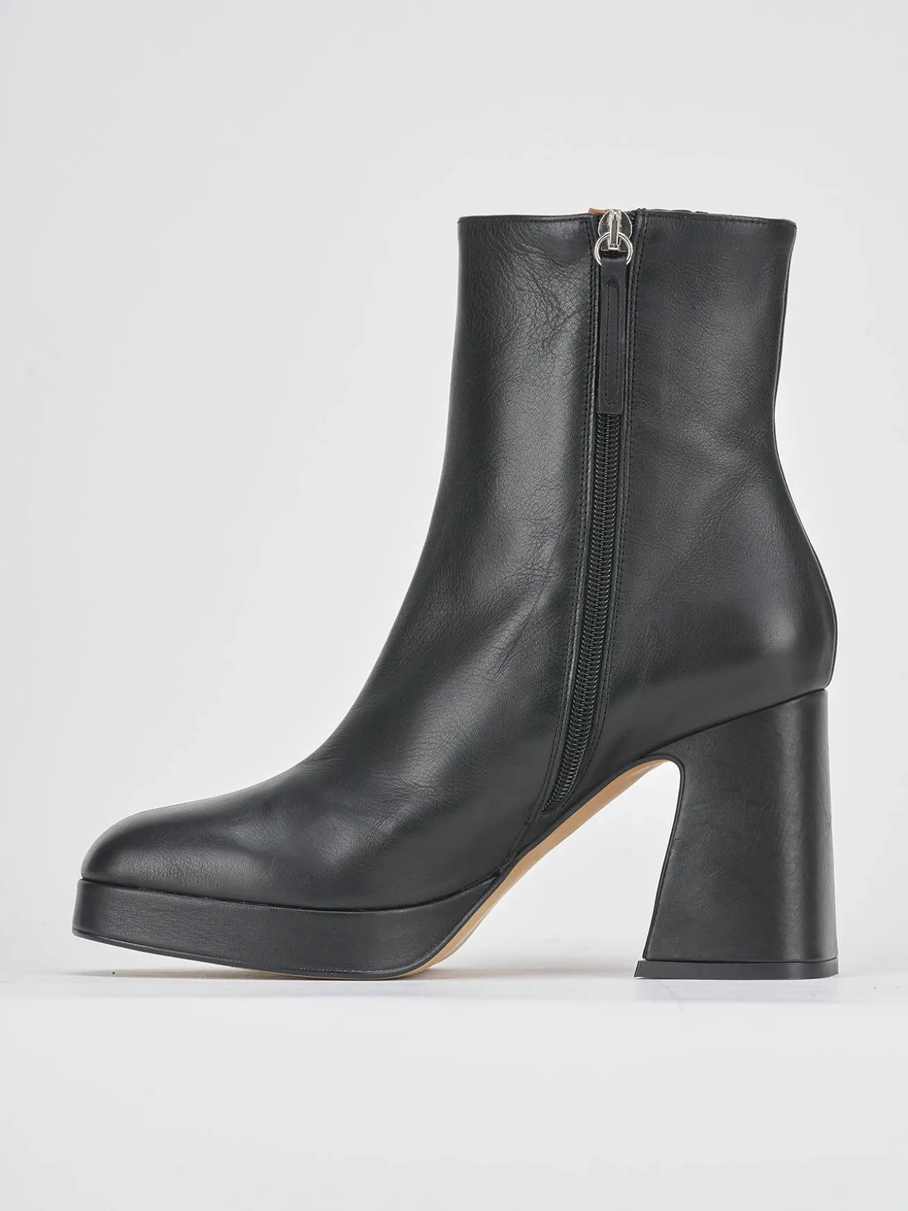 Stivaletti tacco 8cm pelle nero