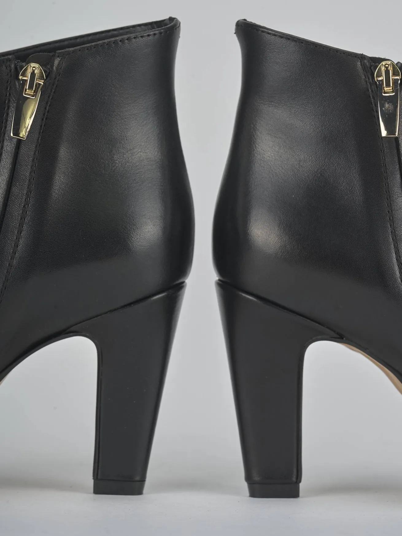 Stivaletti tacco 8cm pelle nero