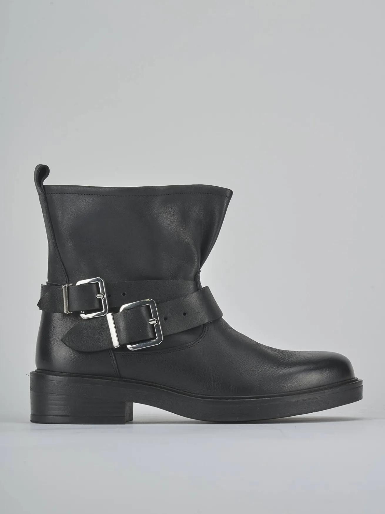 Stivaletti tacco 3cm pelle nero