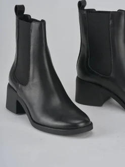 Stivaletti tacco 3cm pelle nero