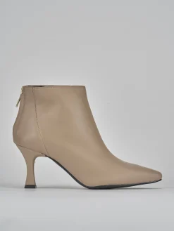 Stivaletti tacco 7cm pelle beige
