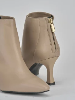 Stivaletti tacco 7cm pelle beige