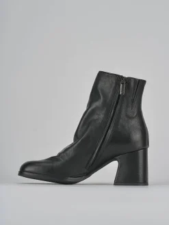 Stivaletti tacco 7cm pelle nero