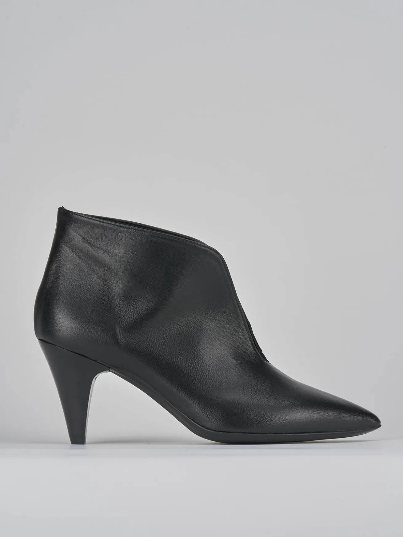 Stivaletti tacco 8cm pelle nero