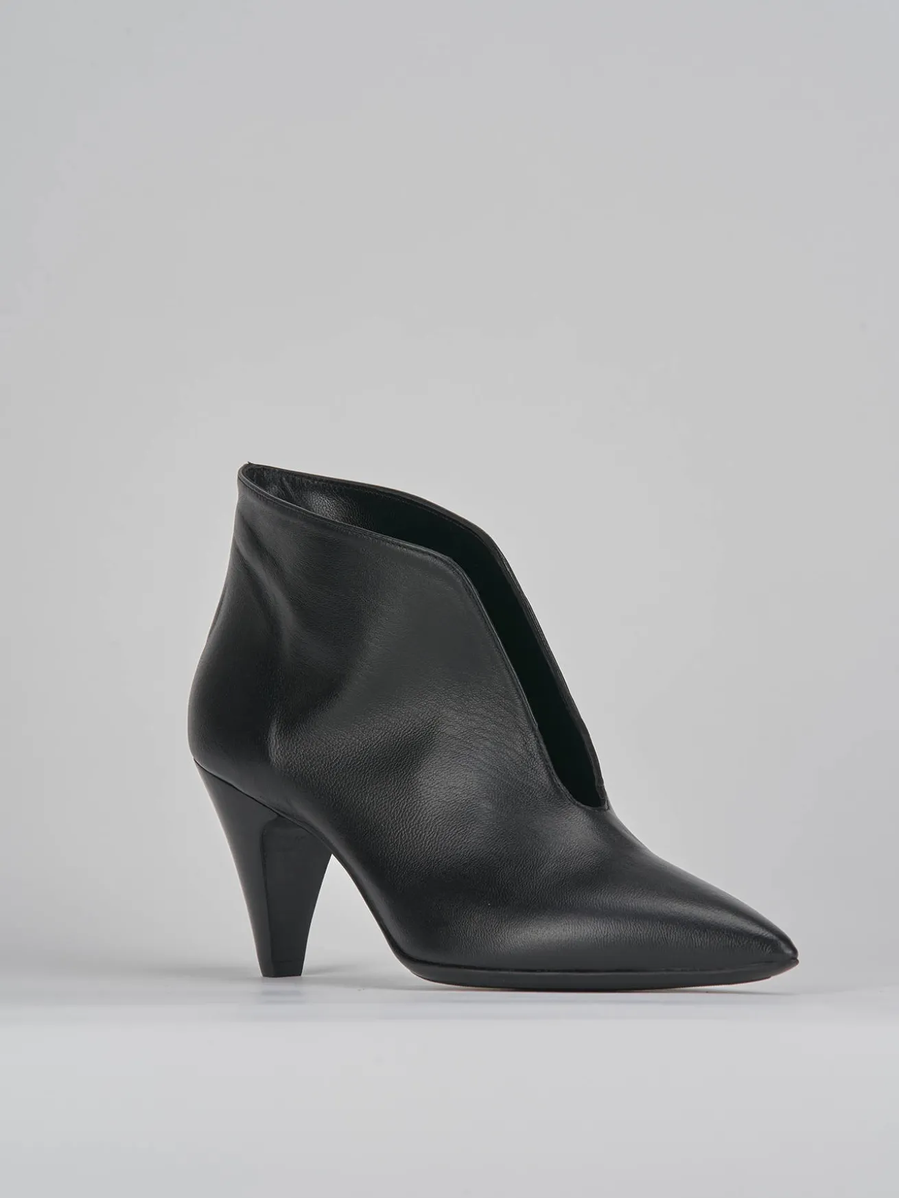 Stivaletti tacco 8cm pelle nero