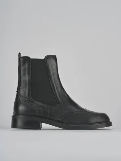 Stivaletti tacco 2cm pelle nero