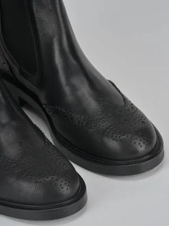 Stivaletti tacco 2cm pelle nero