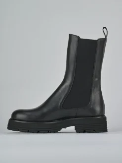 Stivaletti tacco 2cm pelle nero