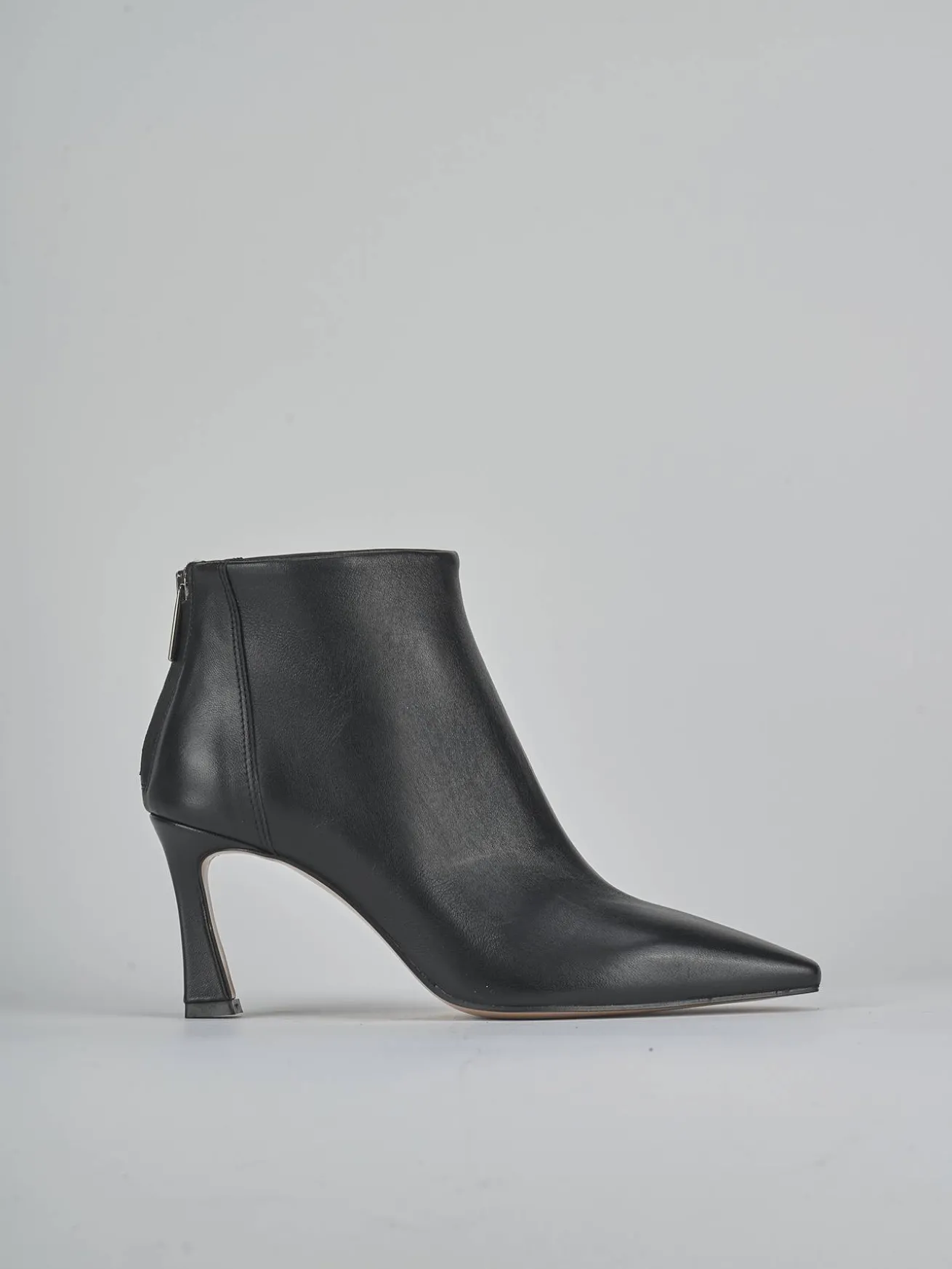 Stivaletti tacco 8cm pelle nero