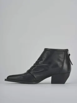 Stivaletti tacco 5cm pelle nero