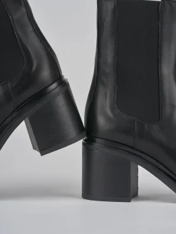 Stivaletti tacco 6cm pelle nero