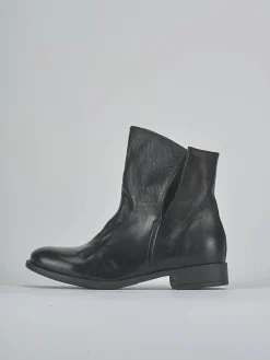 Stivaletti tacco 2cm pelle nero