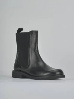 Stivaletti tacco 2cm pelle nero