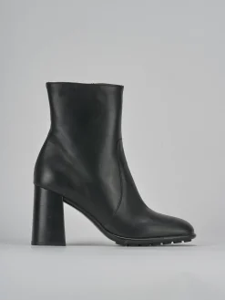 Stivaletti tacco 8cm pelle nero