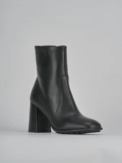 Stivaletti tacco 8cm pelle nero