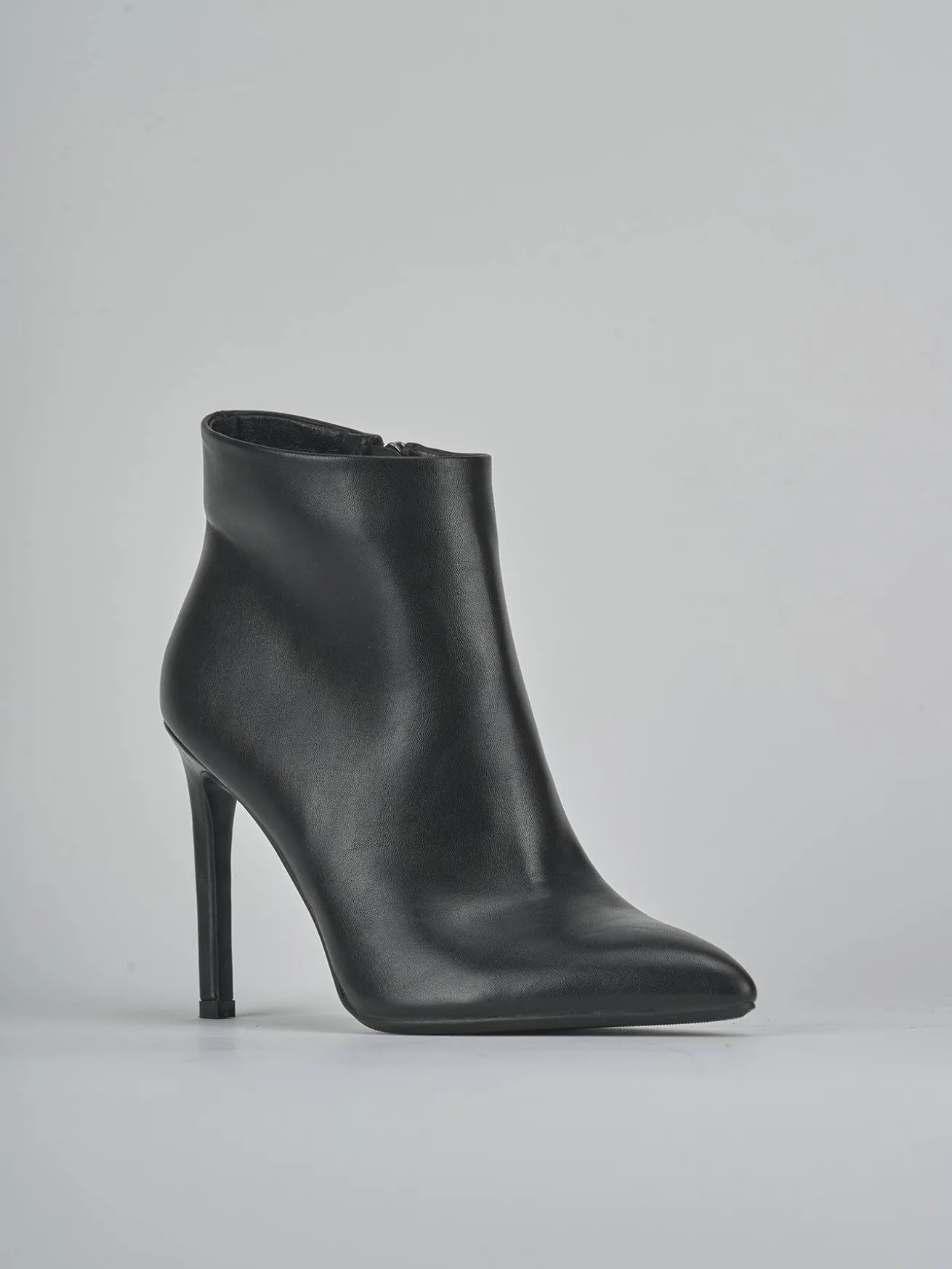 Stivaletti tacco 11cm pelle sostenibile nero