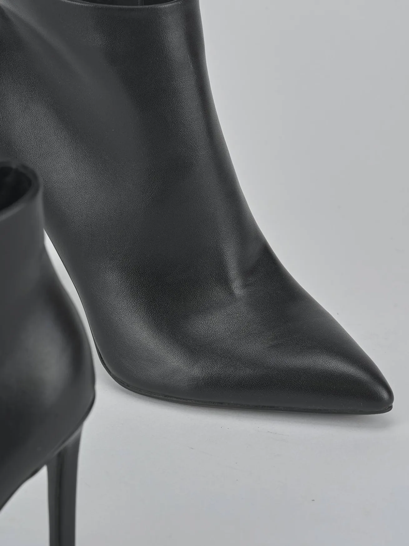 Stivaletti tacco 11cm pelle sostenibile nero