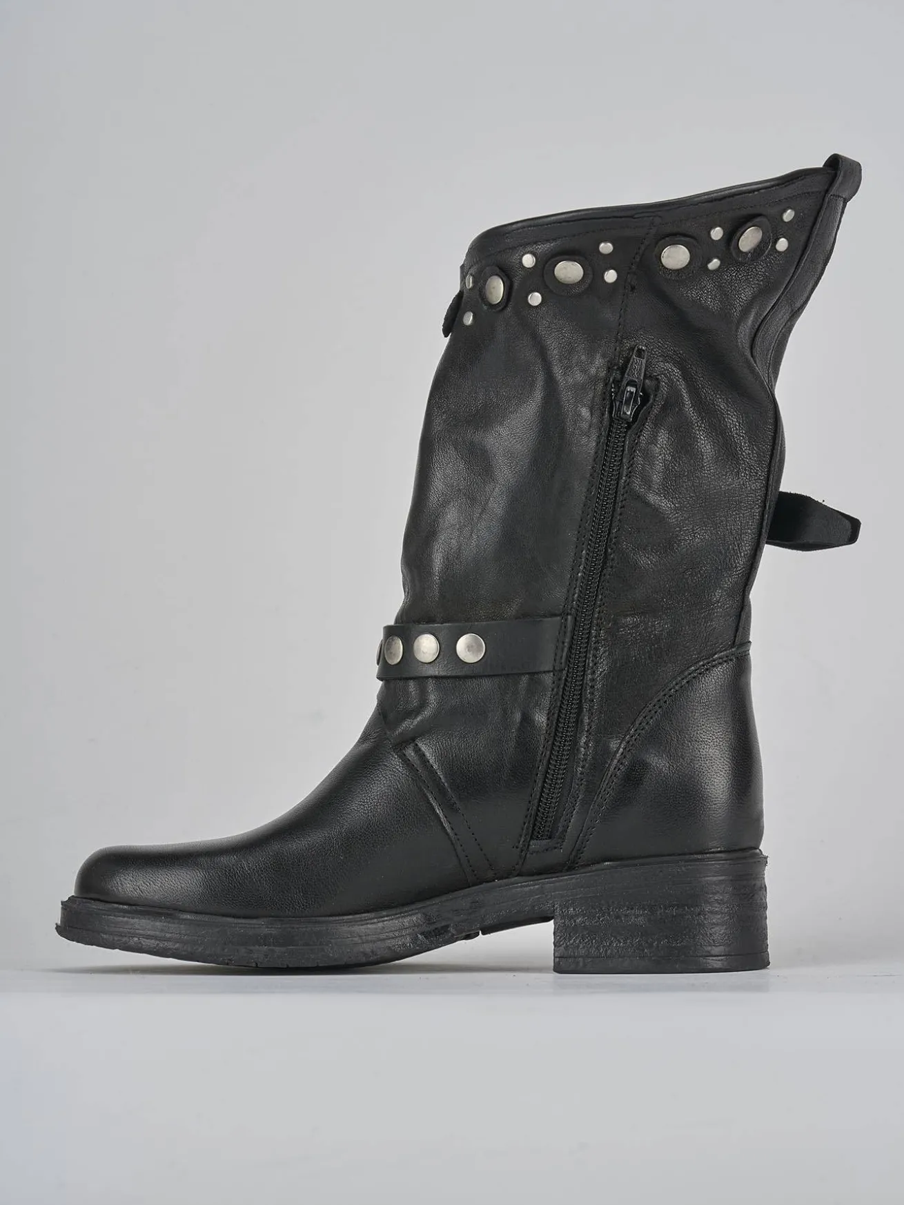 Stivaletti tacco 3cm pelle nero