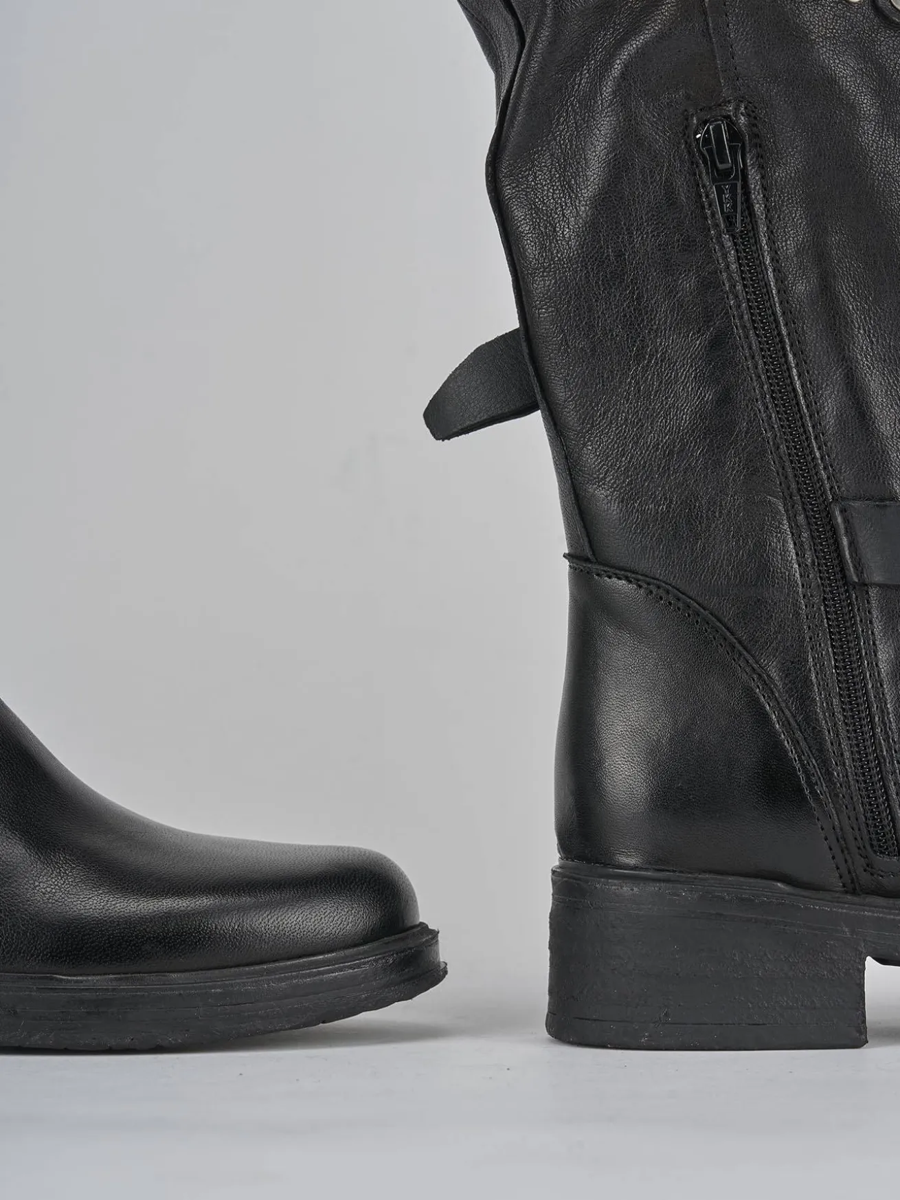 Stivaletti tacco 3cm pelle nero