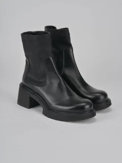 Stivaletti tacco 6cm pelle nero