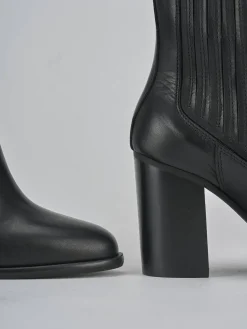 Stivaletti tacco 8cm pelle nero