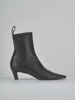 Stivaletti tacco 5cm pelle nero