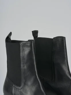 Stivaletti tacco 7cm pelle nero