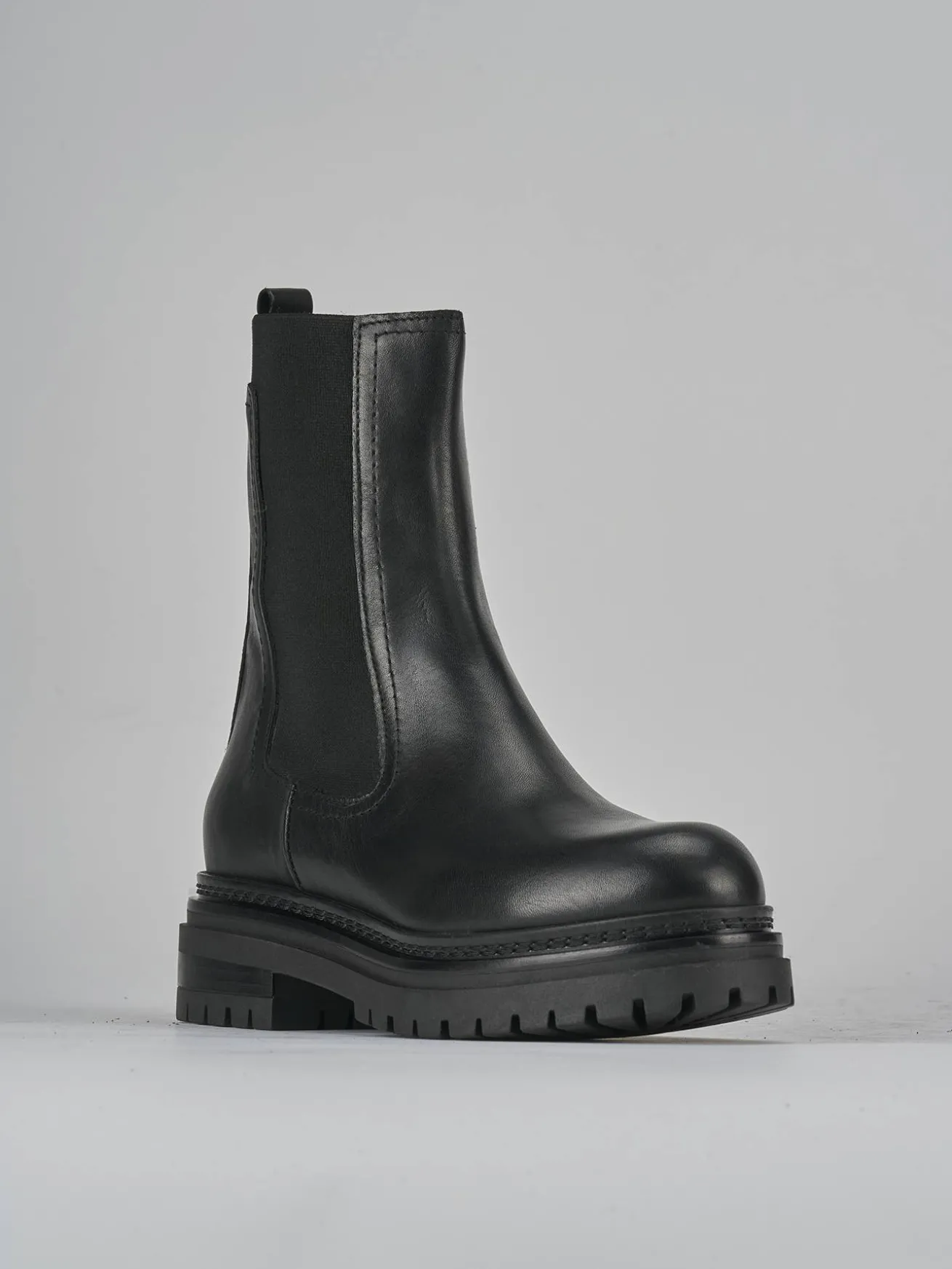 Stivaletti tacco 3cm pelle nero