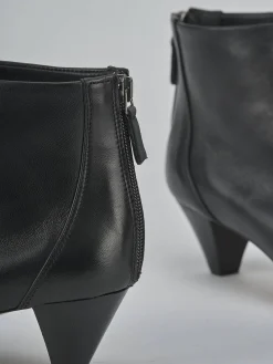 Stivaletti tacco 5cm pelle nero