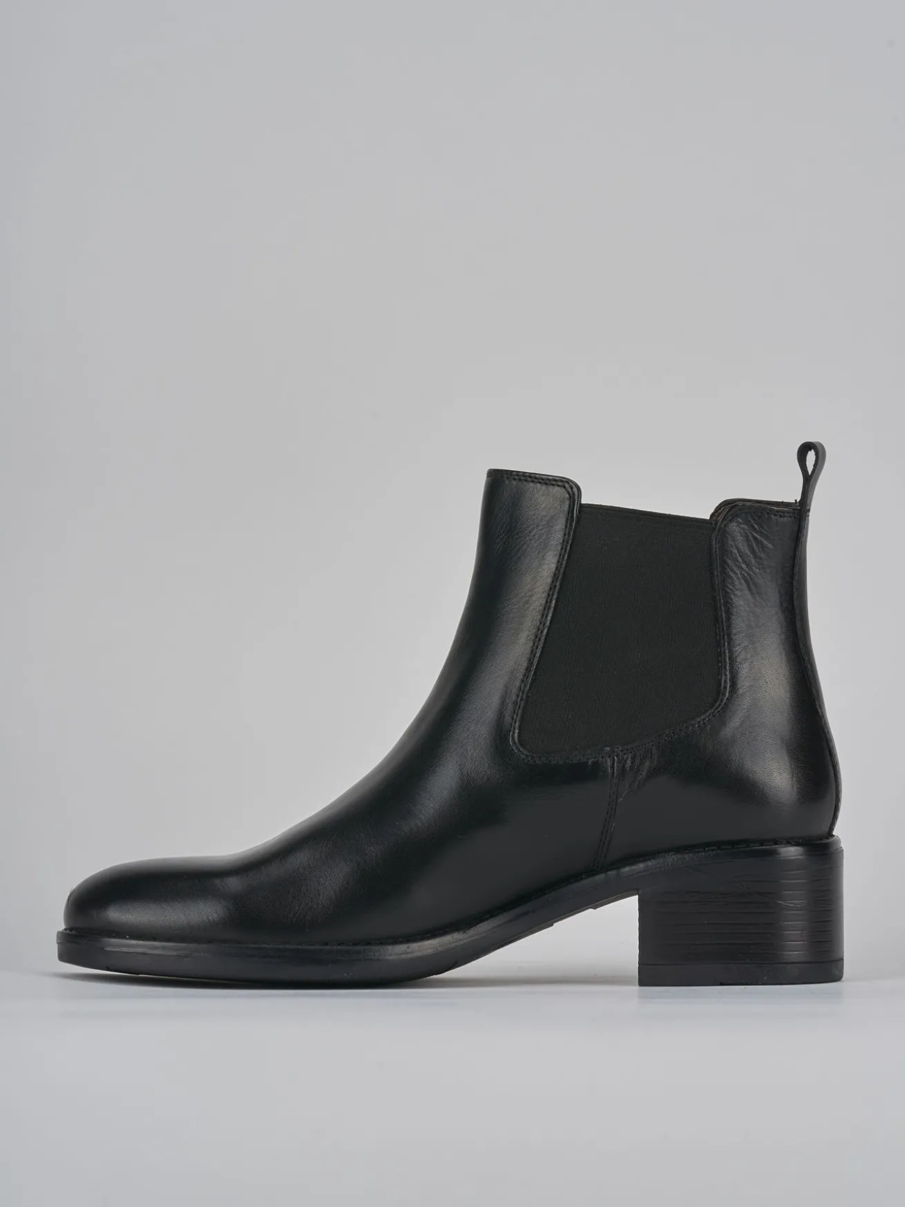 Stivaletti tacco 5cm pelle nero