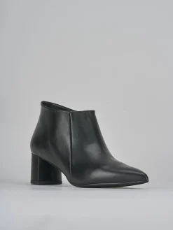 Stivaletti tacco 5cm pelle nero