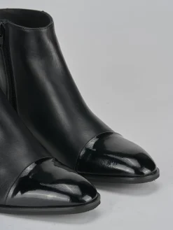 Stivaletti tacco 3cm pelle nero