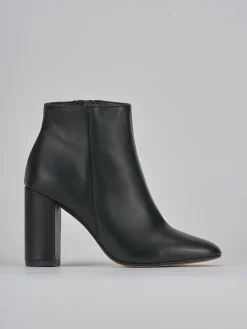 Stivaletti tacco 9cm pelle nero