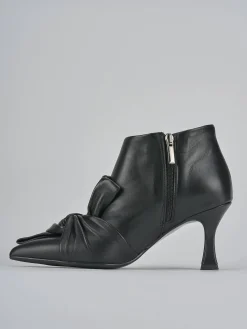 Stivaletti tacco 7cm pelle nero