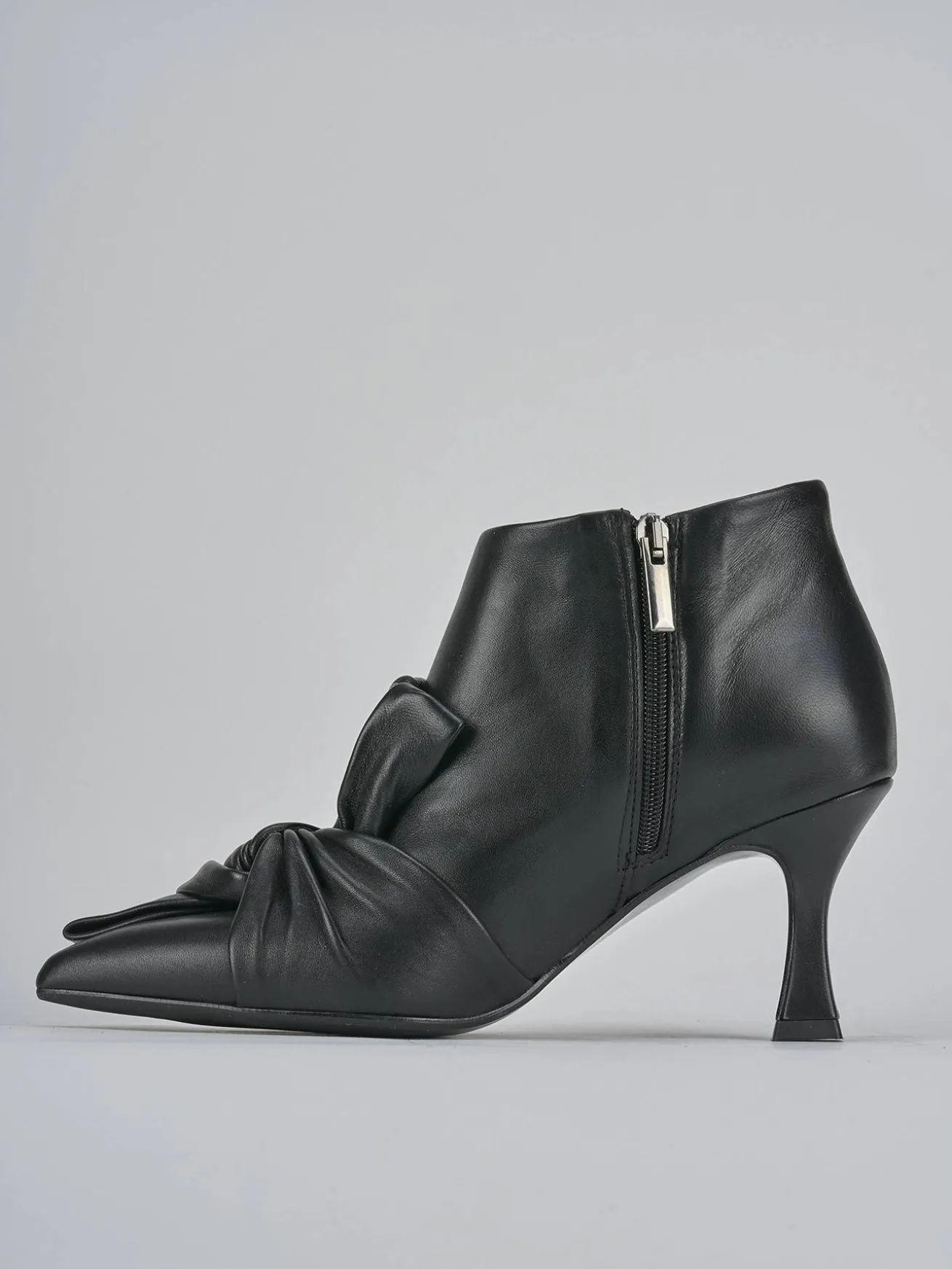 Stivaletti tacco 7cm pelle nero