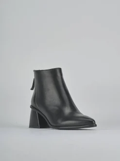 Stivaletti tacco 6cm pelle nero