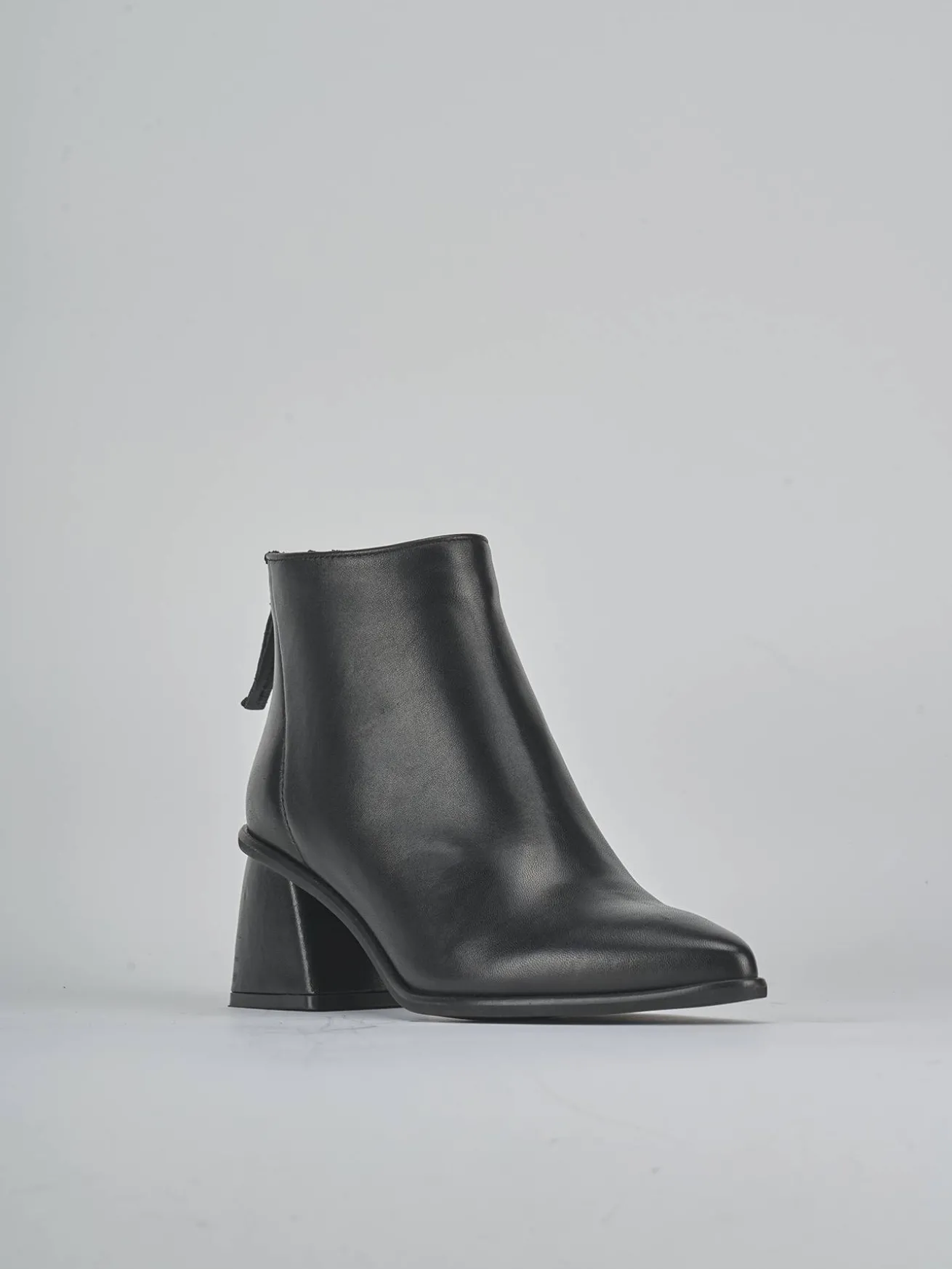 Stivaletti tacco 6cm pelle nero