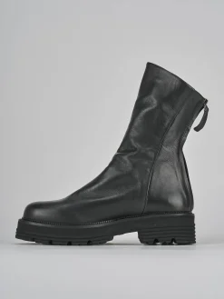 Stivaletti tacco 2cm pelle nero