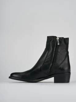 Stivaletti tacco 3cm pelle nero