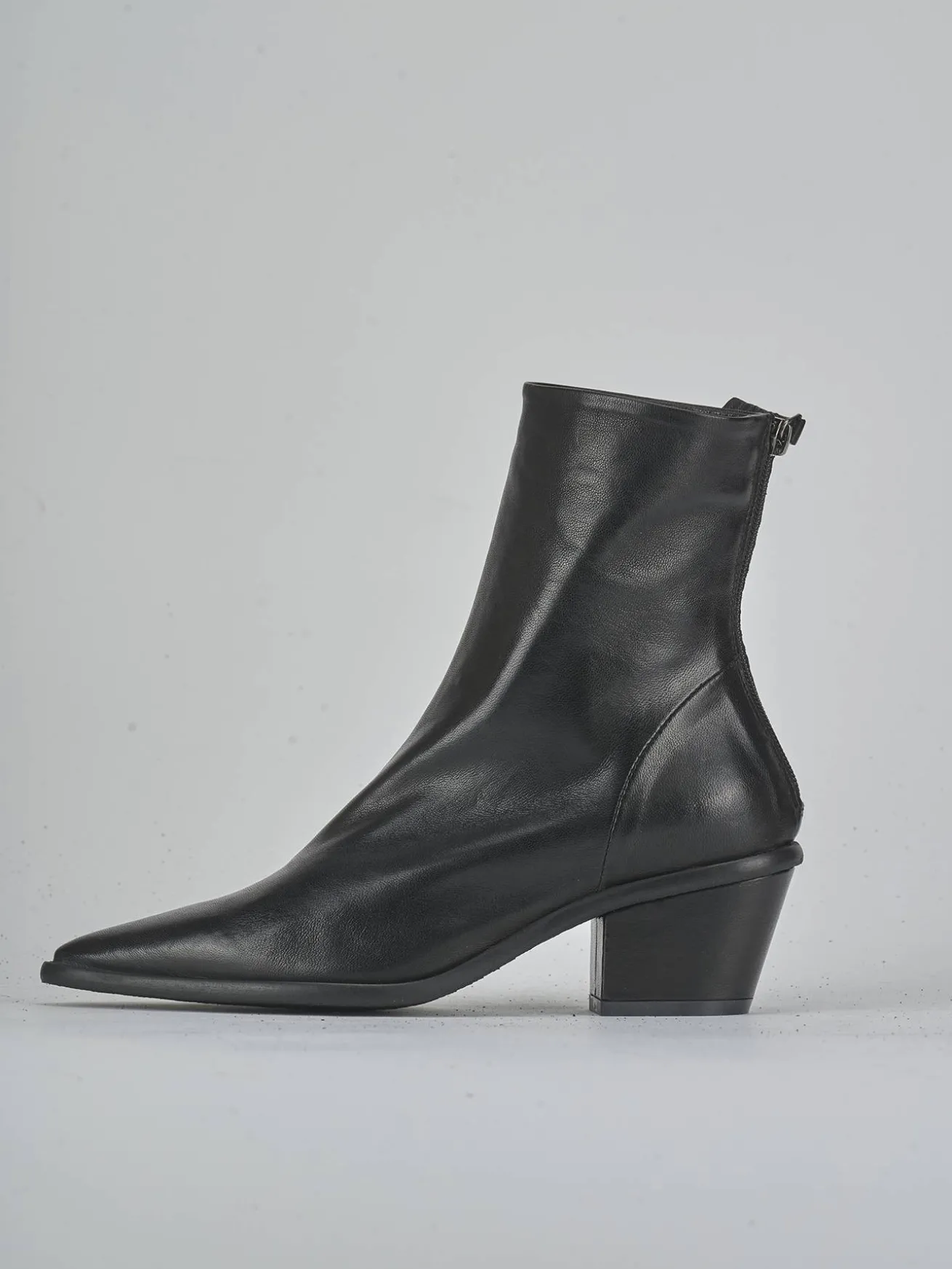 Stivaletti tacco 6cm pelle nero