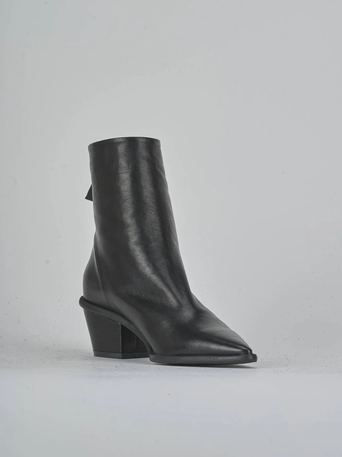 Stivaletti tacco 6cm pelle nero